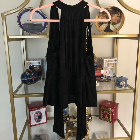 TopShop Black Halter Top - Worn Once - Picture 3 of 7